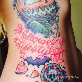 Tatuaż Halloween na żebrach motyw: pozostałe