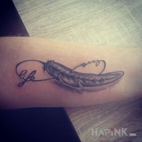 Tattoo Piorko on the forearm motif: lettering