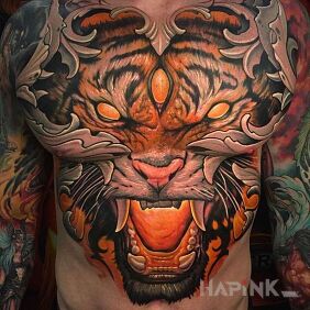 Tattoo The original tiger on the stomach motif: colorful