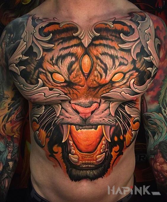 Tattoo Oryginalny tygrys in colorful motif on the stomach