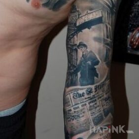 Tattoo London Bridge on the upper arm motif: 3D style: realistic