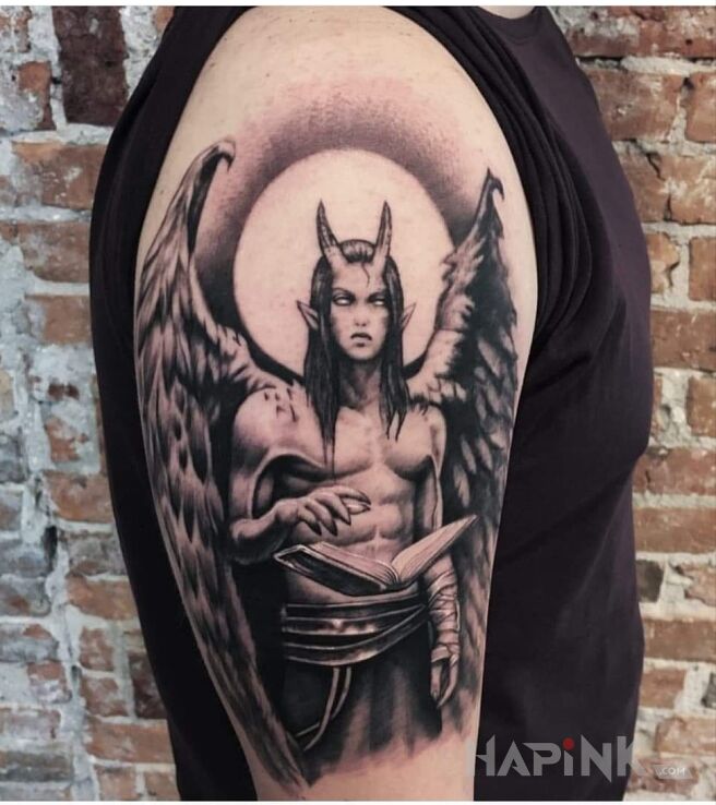 Tattoo Fantasy, magia, ramię, pierwszy in characters motif on the upper arm