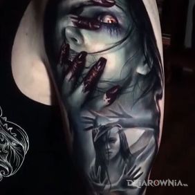 Tatuaż Horrorowo na ramieniu motyw: kolorowe styl: realistyczne