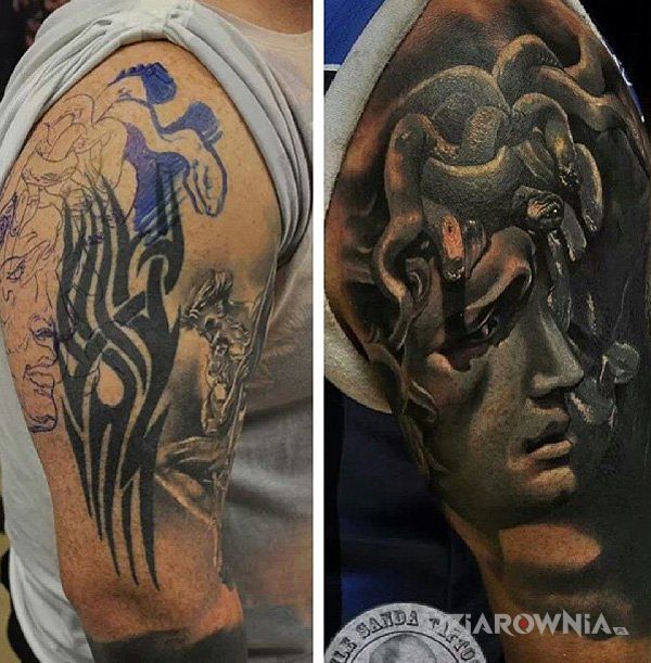 Tatuaż po tribalu ani śladu w motywie postacie i stylu realistyczne na ramieniu