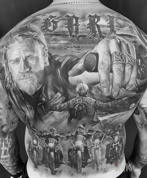 Tattoo Sons of Anarchy in 3D motif and realistic style on the back