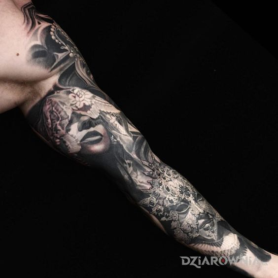 Tatuaż piękny rękaw w motywie 3D i stylu realistyczne na przedramieniu