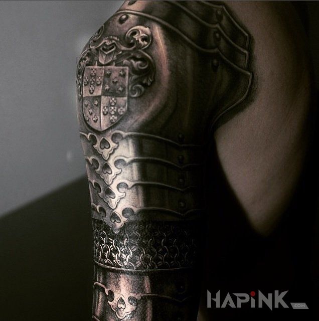 Tattoo Stylowa zbroja in other motif on the upper arm