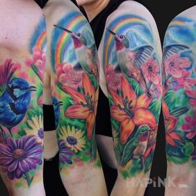 Tattoo Nature on the upper arm motif: flowers