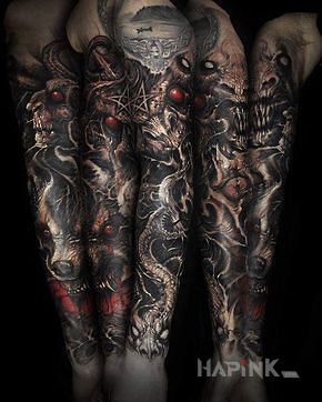 Tattoo Zlowieszczy rekaw in colorful motif and realistic style on the upper arm