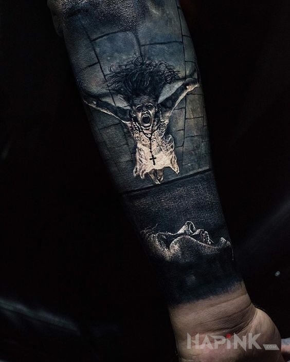 Tattoo Opętana dziewczynka in demons motif and realistic style on the forearm