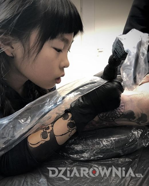 Noko Nishigaki Tatuażystka
