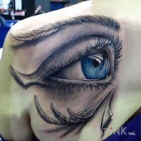 Tattoo Eye on the shoulder blades motif: 3D