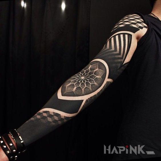 Tattoo Czerń i mandala in mandalas motif and dotwork style on the forearm