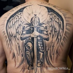 Tatuaż Anioł na plecach motyw: anioły