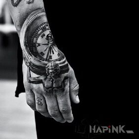 Tattoo Roulette on the hand motif: 3D style: realistic