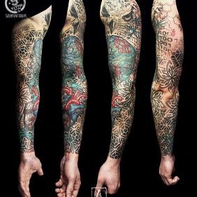Tattoo Mathematical connection on the upper arm motif: sleeves style: geometric