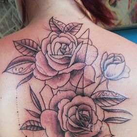 Tattoo Flowers on the back motif: flowers style: graphic / illustrative